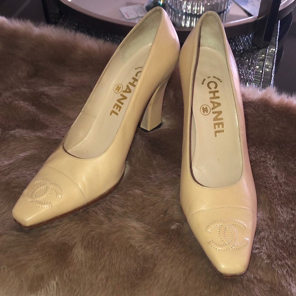 Chanel  beige Shoes